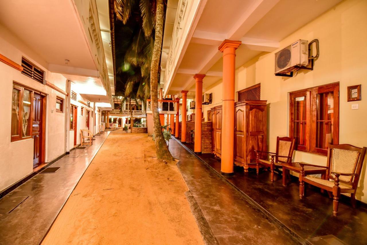 International Beach Hotel & Restaurant Hikkaduwa Exterior foto